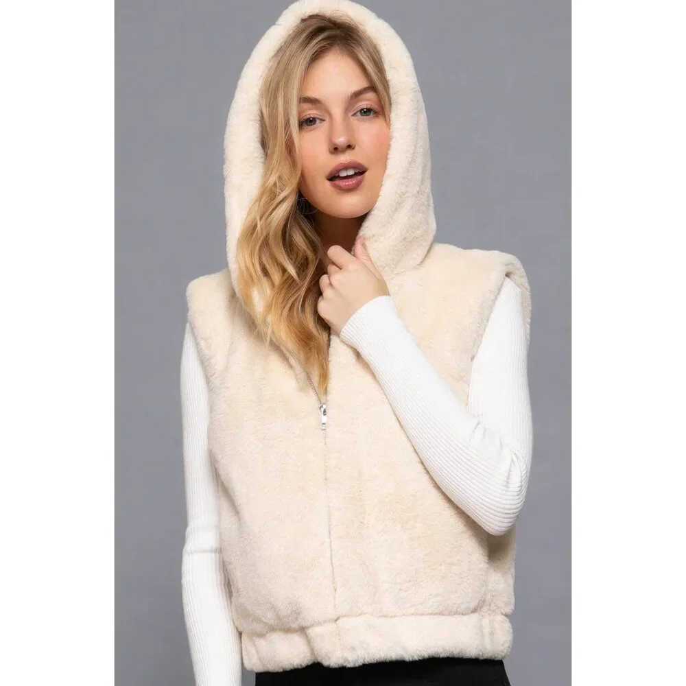 NWT Hoodie Faux Fur Vest, Zip Up, Soft, Cozy, Warm, Vanilla - Picture 1 of 5